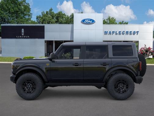 Shadow Black 2026 Ford Bronco Badlands