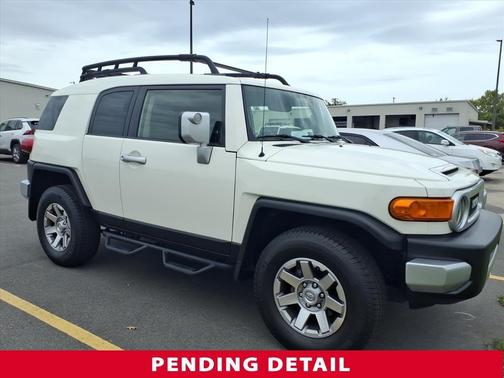 2014 Toyota FJ Cruiser Base