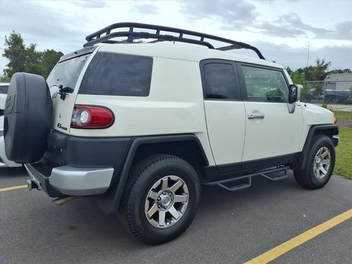 2014 Toyota FJ Cruiser Base