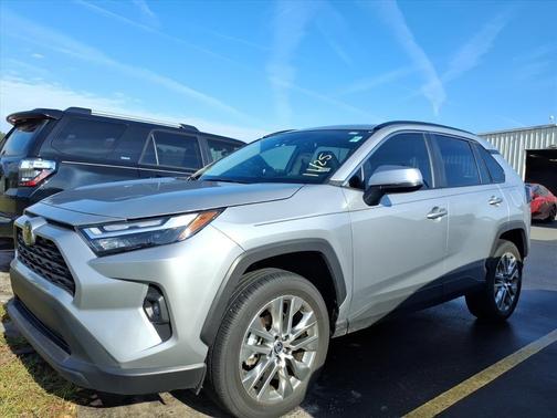 2023 Toyota RAV4 XLE Premium