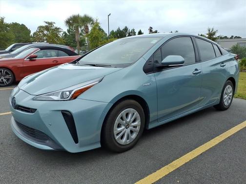 2021 Toyota Prius LE