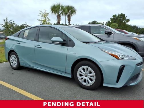 2021 Toyota Prius LE