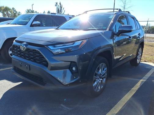 2023 Toyota RAV4 XLE Premium