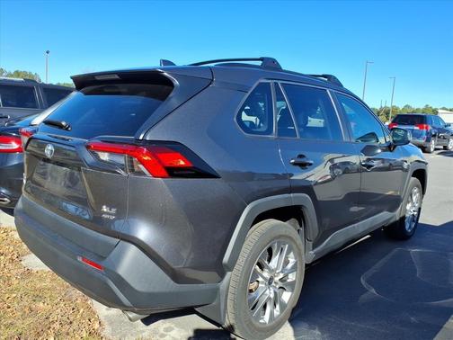 2023 Toyota RAV4 XLE Premium