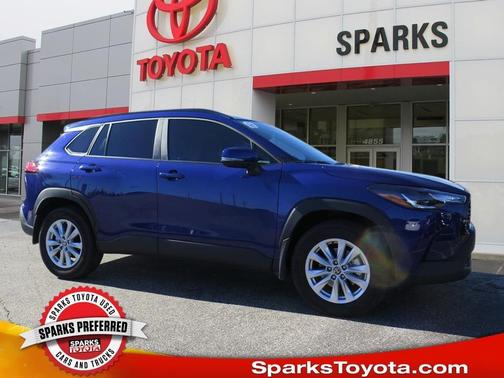 2024 Toyota Corolla Cross LE