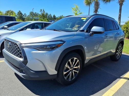 Sonic Silver 2023 Toyota Corolla Cross XLE