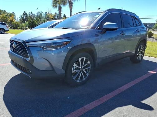 2022 Toyota Corolla Cross XLE