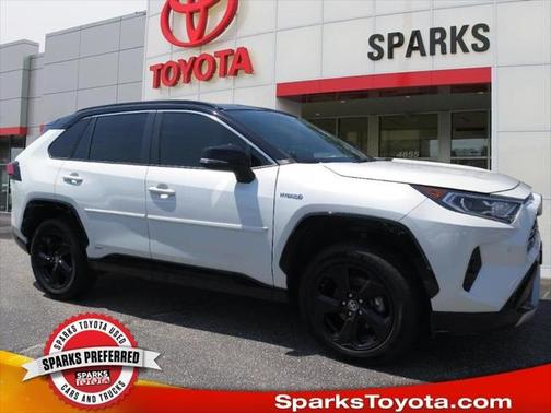 2020 Toyota RAV4 Hybrid SE