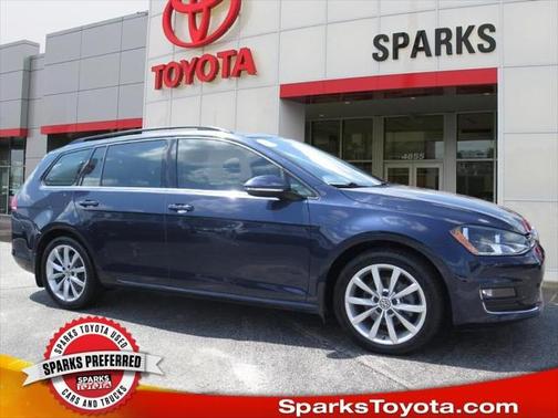 2016 Volkswagen Golf SportWagen TSI SE 4-Door