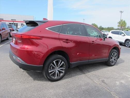 2022 Toyota Venza LE