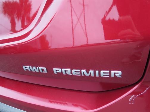 2020 Chevrolet Equinox Premier w/2LZ