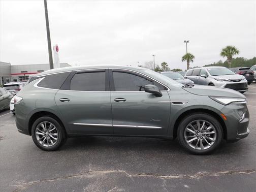 2023 Buick Enclave Avenir