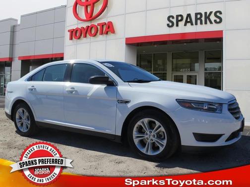 2016 Ford Taurus SE