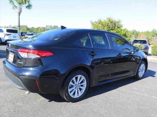 2023 Toyota Corolla Hybrid SE