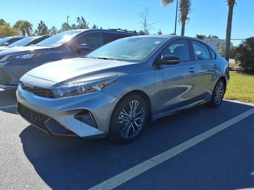 2022 Kia Forte GT-Line