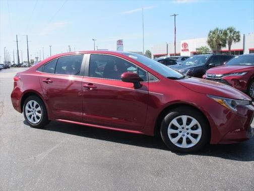 2022 Toyota Corolla LE