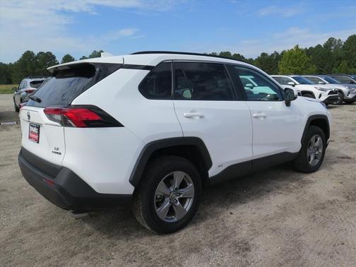 2024 Toyota RAV4 Hybrid LE