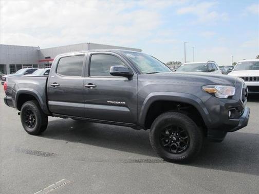 2022 Toyota Tacoma SR5