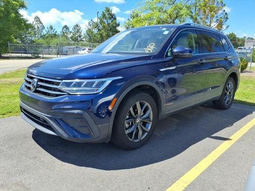 Atlantic Blue 2022 Volkswagen Tiguan 2.0T SE