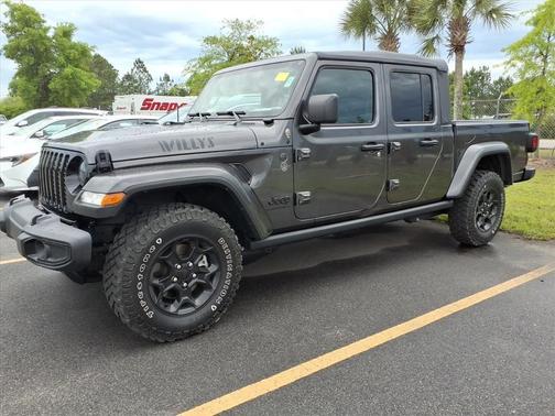 Granite Crystal Metallic Clearcoat 2023 Jeep Gladiator Willys