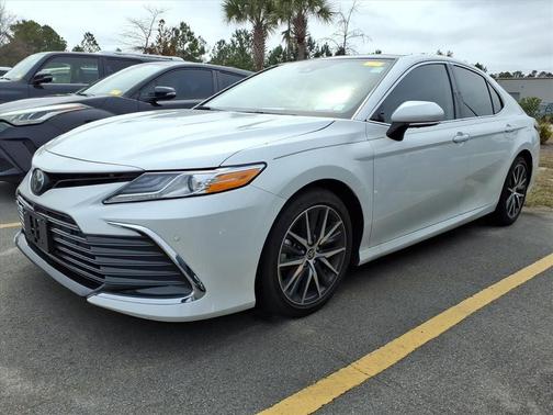 2023 Toyota Camry XLE