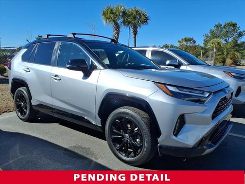 2023 Toyota RAV4 Hybrid SE