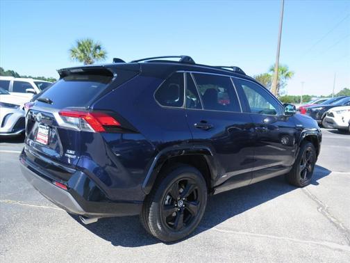 2019 Toyota RAV4 Hybrid SE