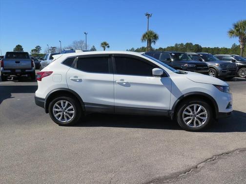 2020 Nissan Rogue Sport S