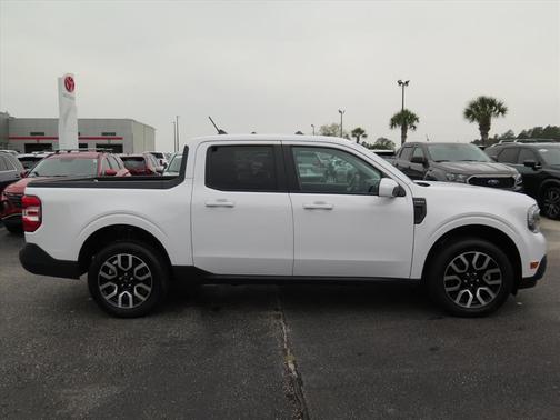 2022 Ford Maverick Lariat