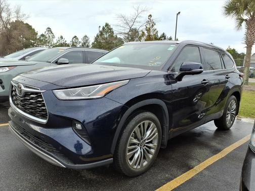 2024 Toyota Highlander Platinum