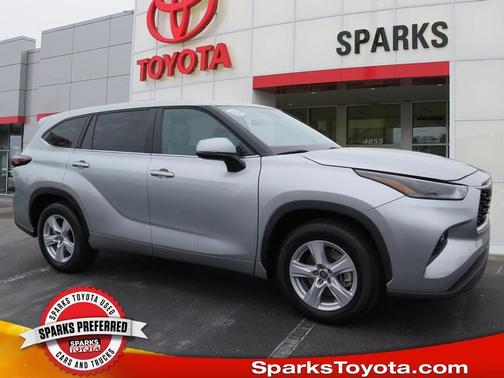 Celestial Silver Metallic 2024 Toyota Highlander LE