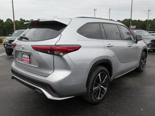 2022 Toyota Highlander XSE