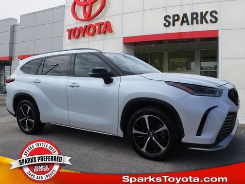 2022 Toyota Highlander XSE