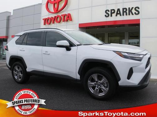 2022 Toyota RAV4 XLE