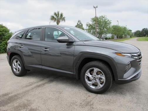 2023 Hyundai TUCSON SE