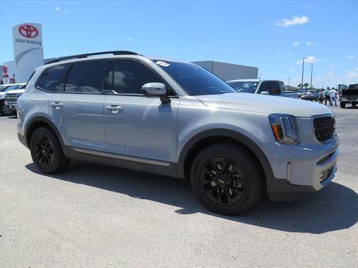 Wolf Gray 2023 Kia Telluride SX X-Pro