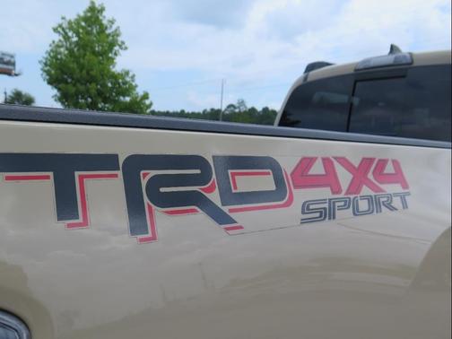 2018 Toyota Tacoma TRD Sport