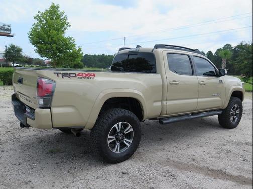 2018 Toyota Tacoma TRD Sport