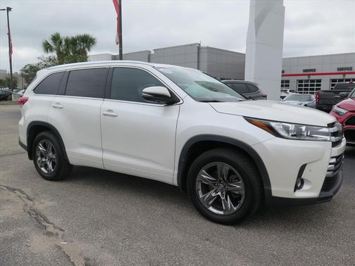 2019 Toyota Highlander Limited Platinum