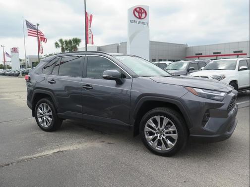 2024 Toyota RAV4 XLE Premium