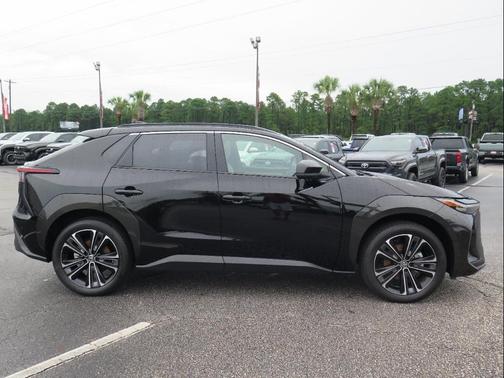2024 Toyota bZ4X Limited