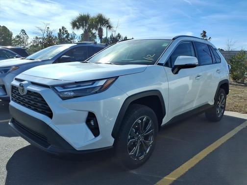 2025 Toyota RAV4 Hybrid XLE Premium
