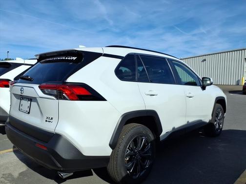 2025 Toyota RAV4 Hybrid XLE Premium