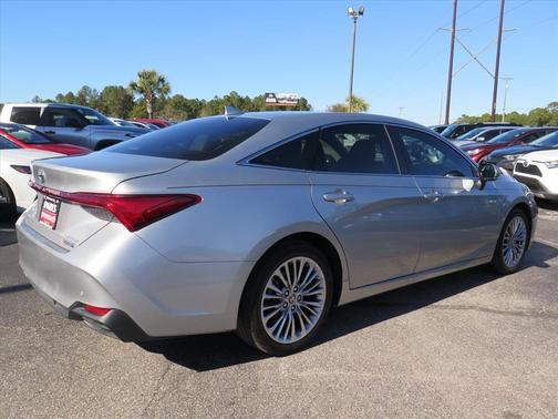 2021 Toyota Avalon Hybrid Limited
