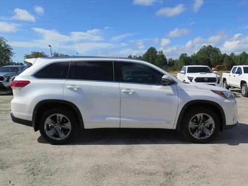2018 Toyota Highlander Hybrid Platinum