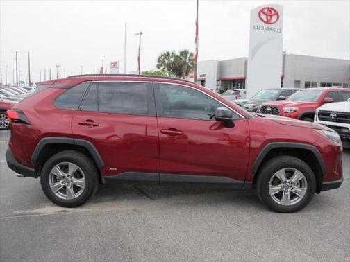 2024 Toyota RAV4 Hybrid LE