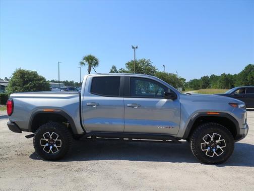 2024 GMC Canyon AT4X