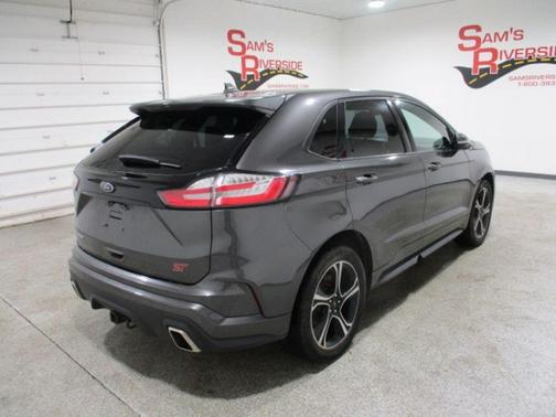 2019 Ford Edge ST