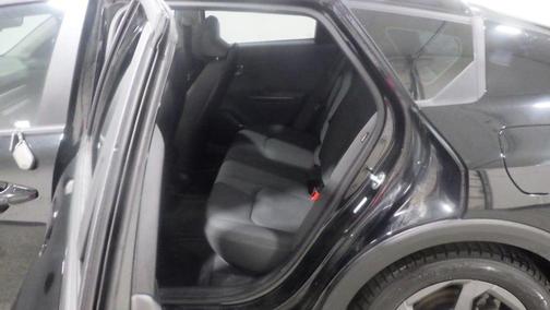 Black 2025 Kia K4