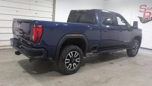 2022 GMC Sierra 2500 AT4